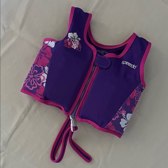 Speedo Other - Speedo Kids Swim Vest - Purple and Pink Floral Design Age 4-6